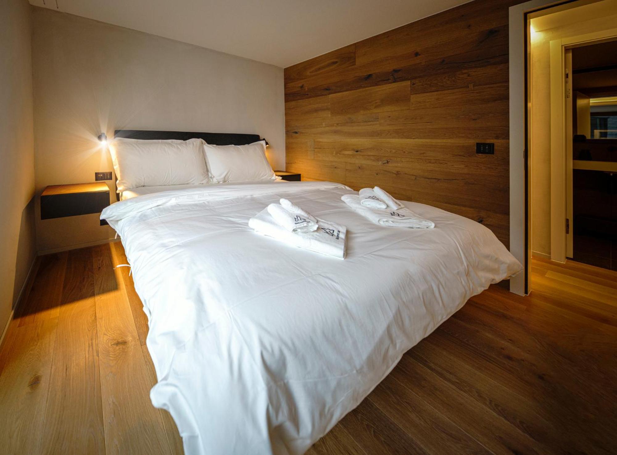 Black Summit Boutique Resort ลากซ์ ภายนอก รูปภาพ