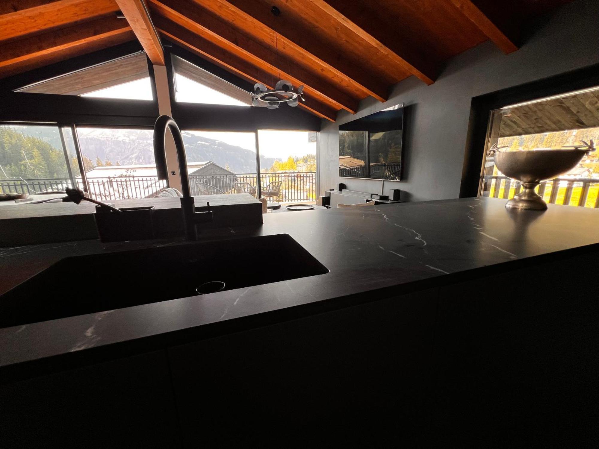 Black Summit Boutique Resort ลากซ์ ภายนอก รูปภาพ
